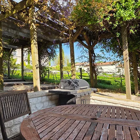 Le Logis Guest house